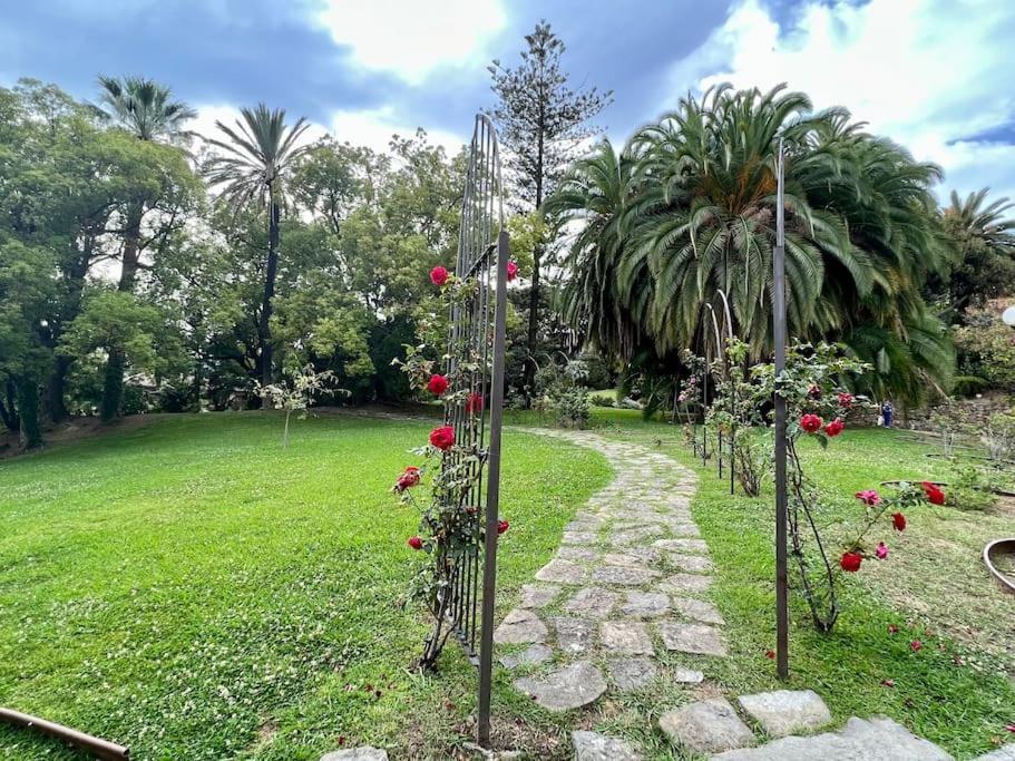 Special Home Vista Mare E Parcheggio Privato Sanremo Exterior photo